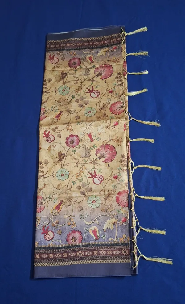 Golden_Bloom_Kozi_Silk_Saree_With_Unstitched_Blouse