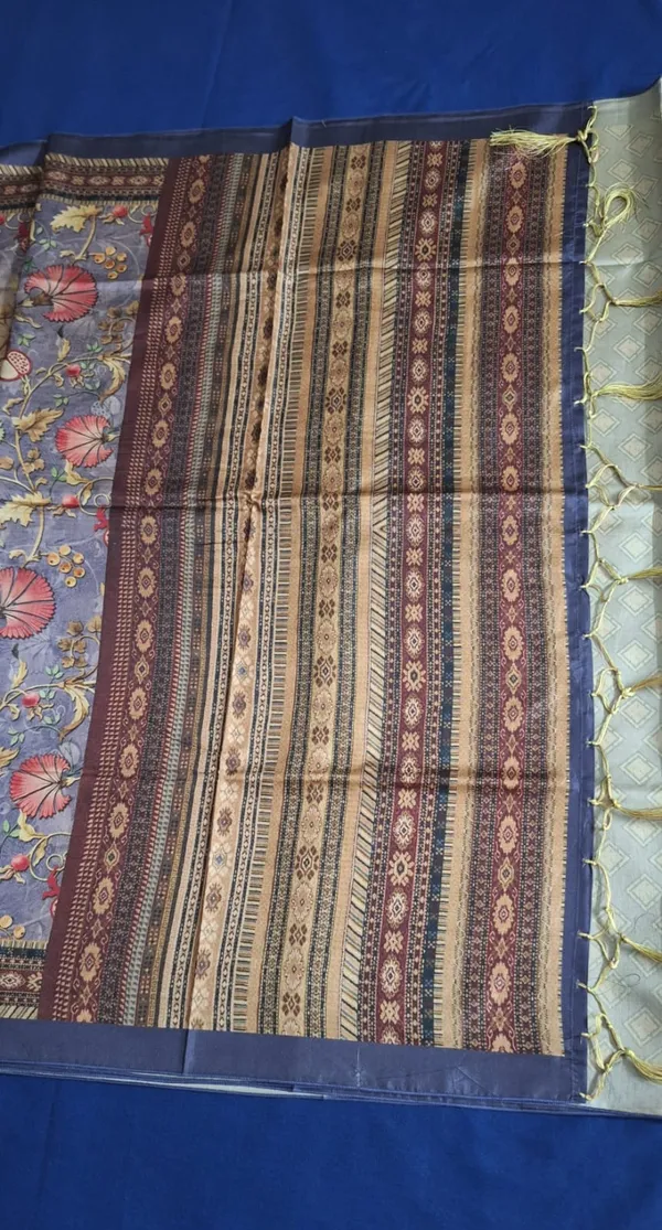 Golden_Bloom_Kozi_Silk_Saree_With_Unstitched_Blouse