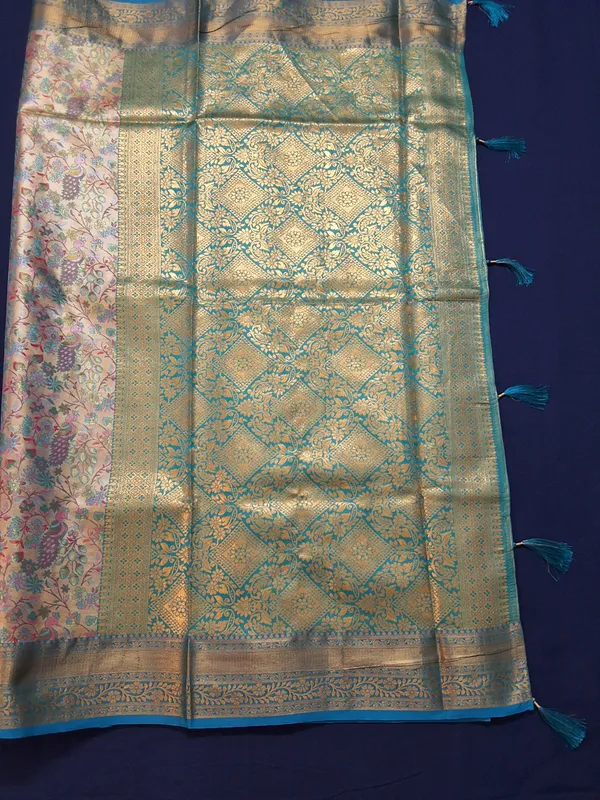 Gold_&_Rama_Green_Brocade_Silk_Saree_With_Unstitched_Blouse