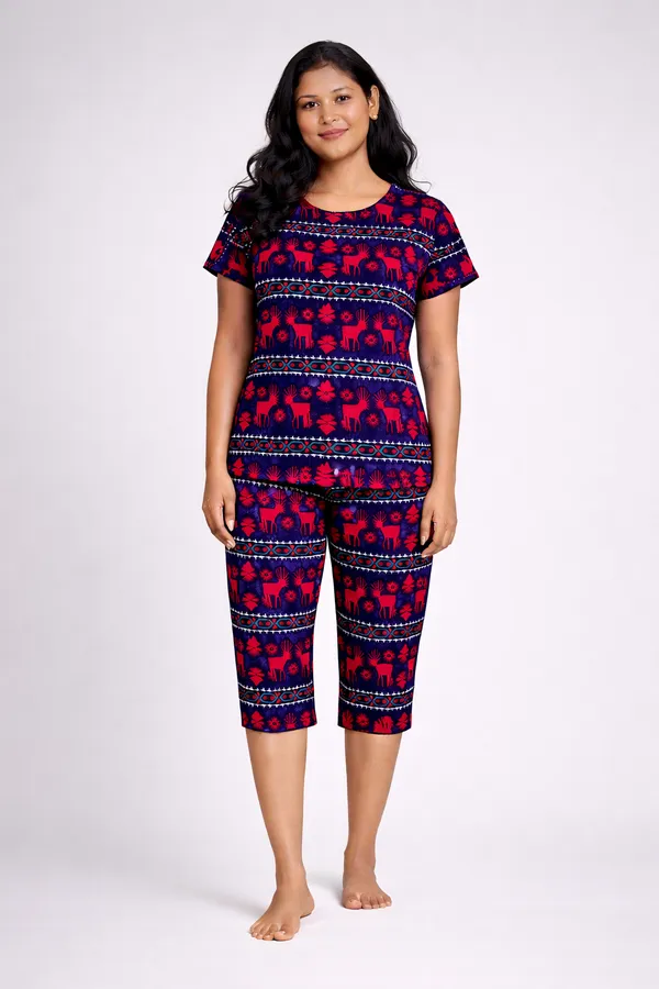 Christmas_Reindeer_Printed_Skin_Friendly_Lyocell_Elastane_Stretch_Loungewear_Set_For_Women
