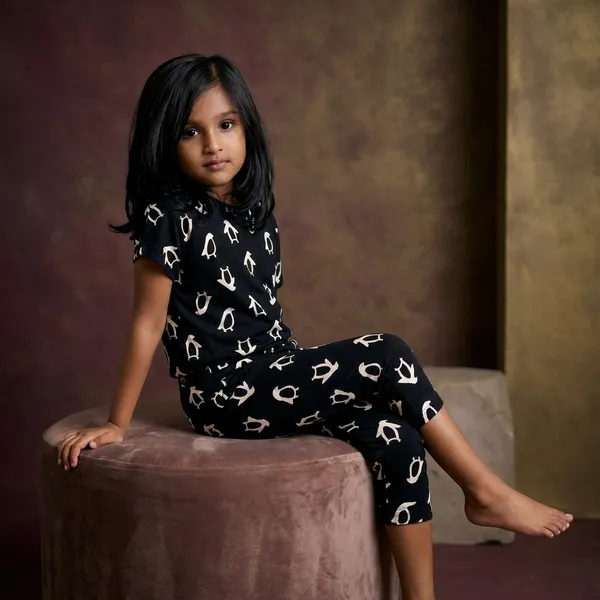 Black_White_Penguin_Print_Skin_Friendly_Lyocell_Elastane_Stretch_Nightwear_Set