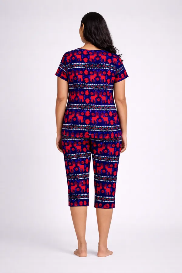 Christmas_Reindeer_Printed_Skin_Friendly_Lyocell_Elastane_Stretch_Loungewear_Set_For_Women
