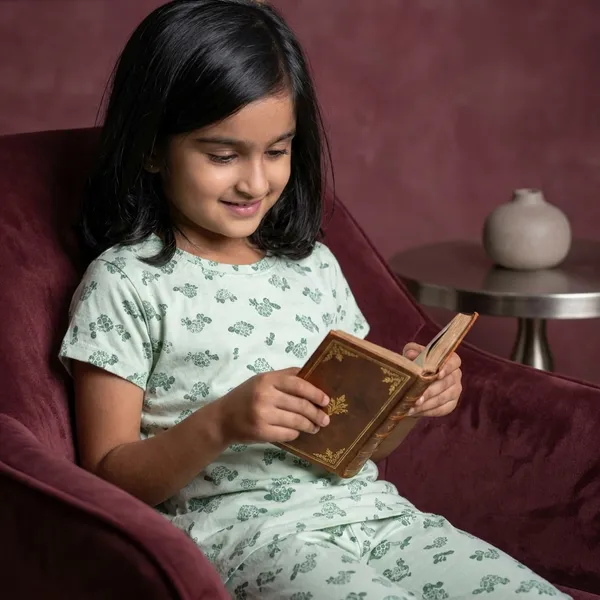 Mint_Green_Turtle_Print_Skin_Friendly_Lyocell_Elastane_Stretch_Nightwear_Set_For_kids