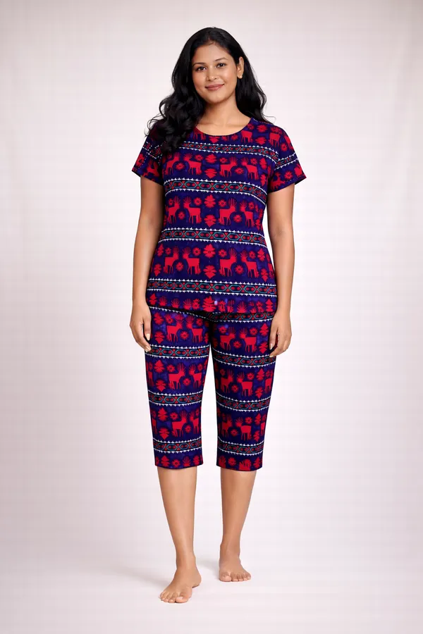Christmas_Reindeer_Printed_Skin_Friendly_Lyocell_Elastane_Stretch_Loungewear_Set_For_Women