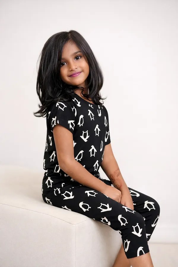 Black_White_Penguin_Print_Skin_Friendly_Lyocell_Elastane_Stretch_Nightwear_Set