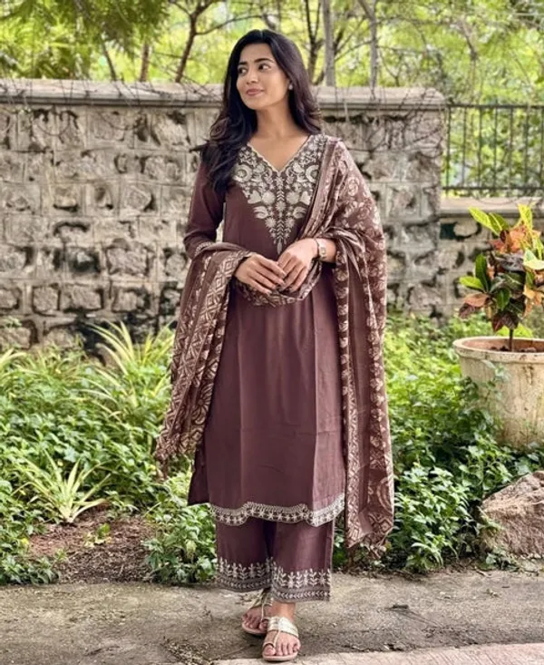 Brown_Cotton_Embroidered_Kurta_Set_For_Women