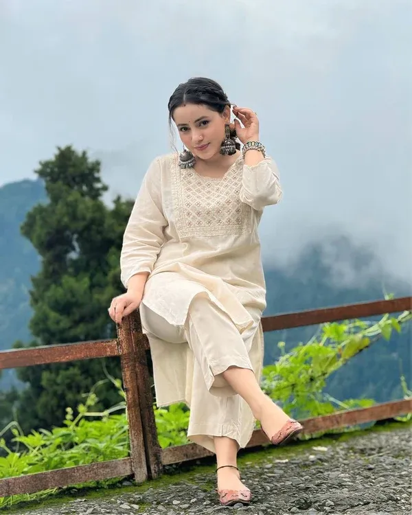 White_Cotton_Embroidered_Kurta_Palazzo_Set_For_Women