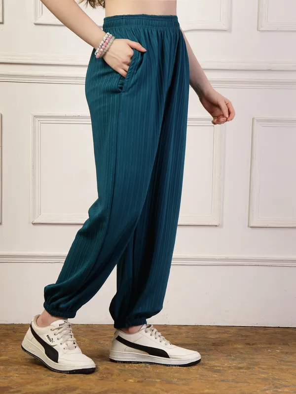 Teal_Ultra_&_Soft_Baggy_Fit_Joggers_With_Side_Pockets_&_Gripped_Hem_For_Women_&_Girls