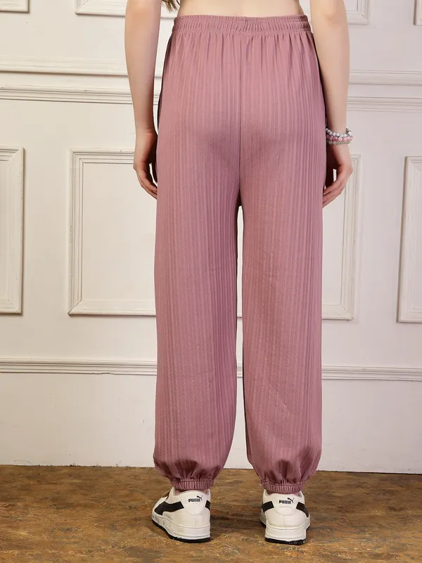 Lavender_Ultra_&_Soft_Baggy_Fit_Joggers_With_Side_Pockets_&_Gripped_Hem_For_Women_&_Girls