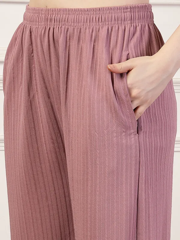 Lavender_Ultra_&_Soft_Baggy_Fit_Joggers_With_Side_Pockets_&_Gripped_Hem_For_Women_&_Girls