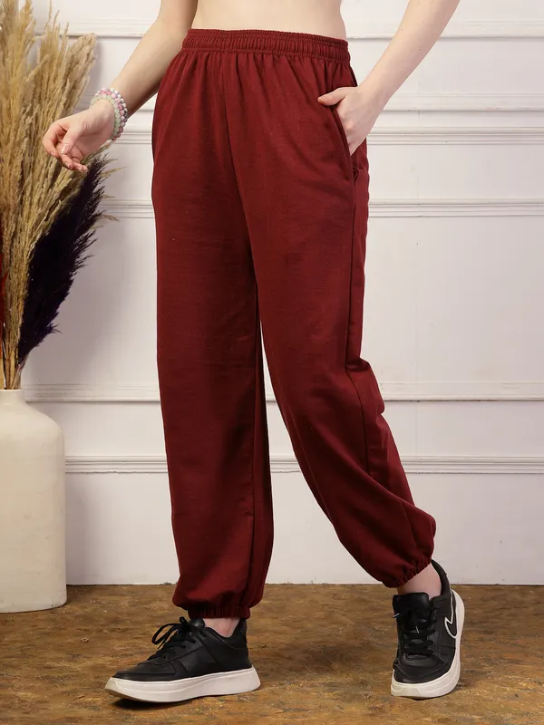 Wine_Loose_Baggy_Fit_Joggers_With_Side_Pockets_&_Gripped_Hem_For_Women_&_Girls