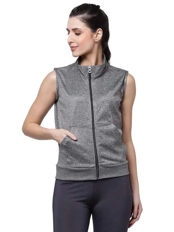 Grey_Sleeveless_Training_Sports_Gym_Jacket_For_Women_&_Girls
