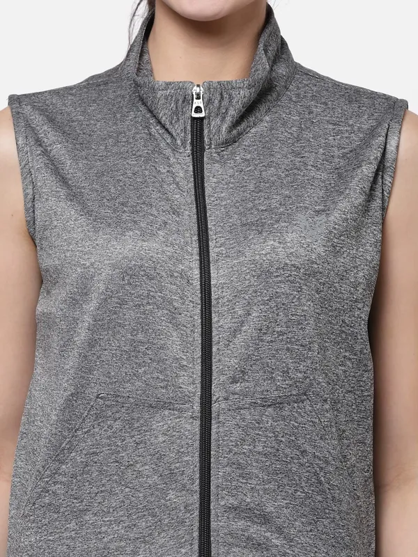 Grey_Sleeveless_Training_Sports_Gym_Jacket_For_Women_&_Girls