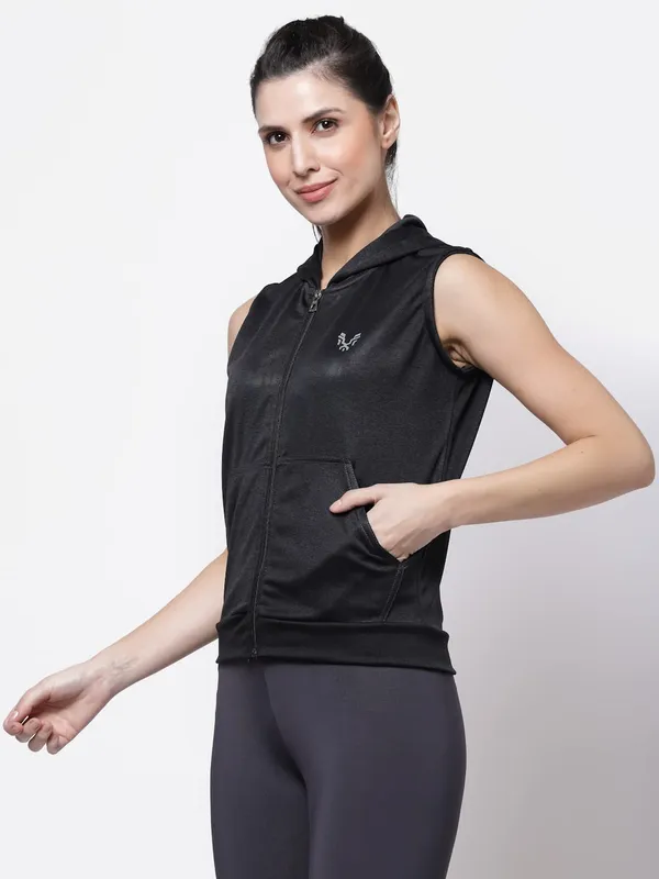 Black_Sleeveless_Hooded_Training_Sports_Gym_Jacket_For_Women_&_Girls
