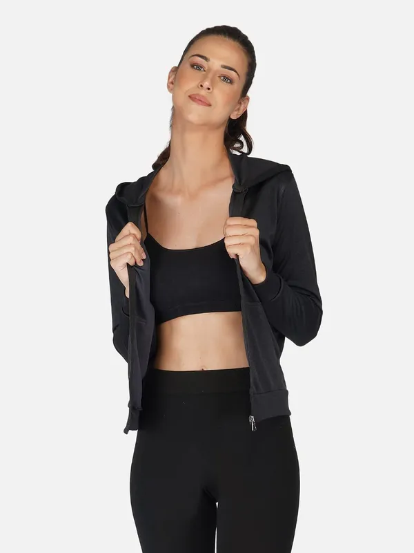 Black_Hooded_Sports_Gym_Training_Jacket_For_Women_&_Girls