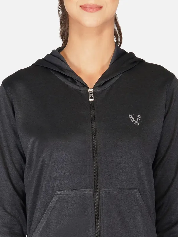 Black_Hooded_Sports_Gym_Training_Jacket_For_Women_&_Girls