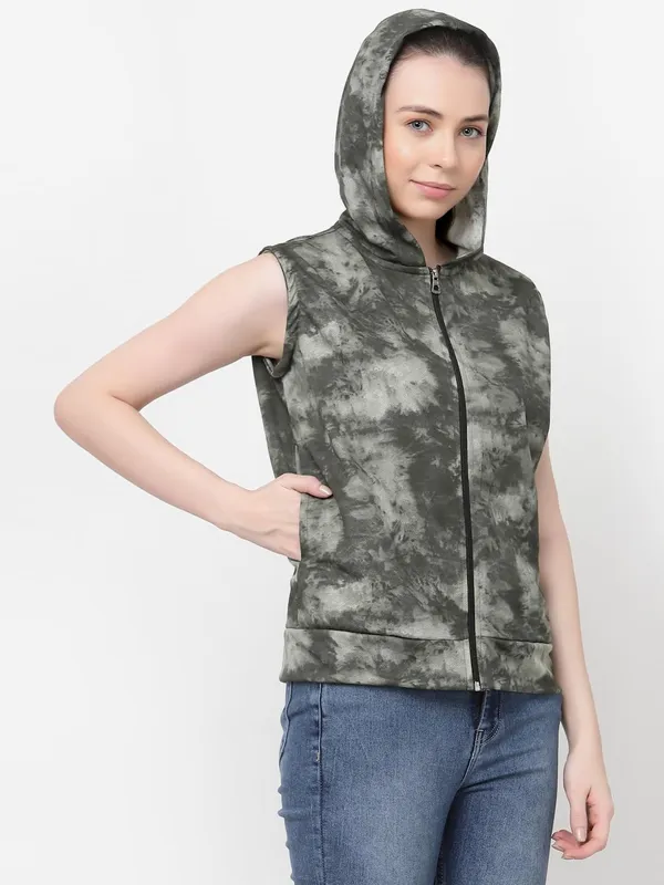 Green_Standard_Length_Polyester_Sleeveless_Hooded_Training_Sports_Gym_Jacket_For_Women_&_Girls