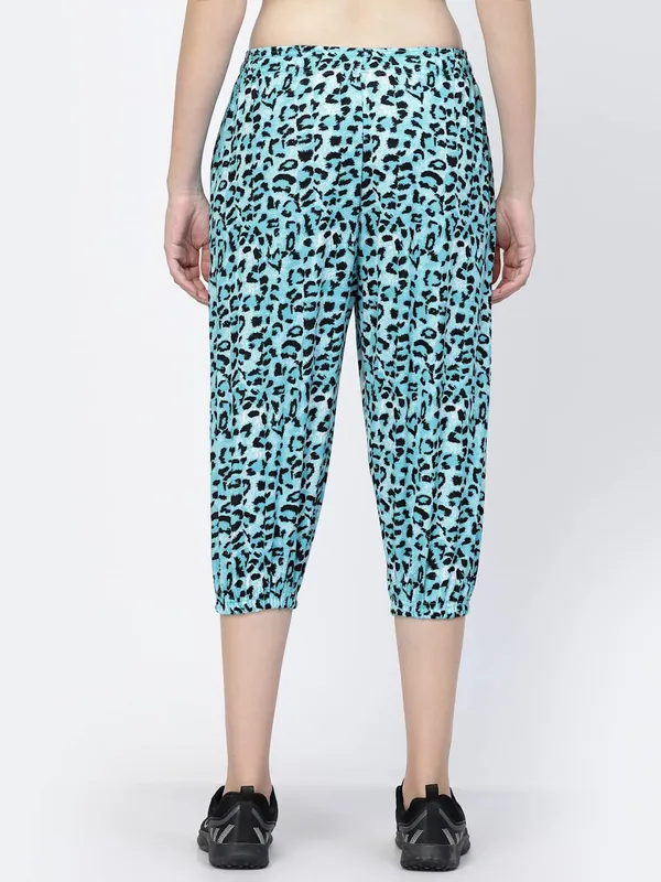 Aqua_Animal_Print_Tie-Dye_Strechable_Capri_3/4Th_Shorts_For_Women_&_Girls