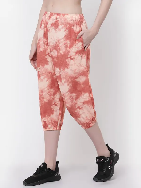Peach_Animal_Print_Tie-Dye_Strechable_Capri_3/4Th_Shorts_For_Women_&_Girls