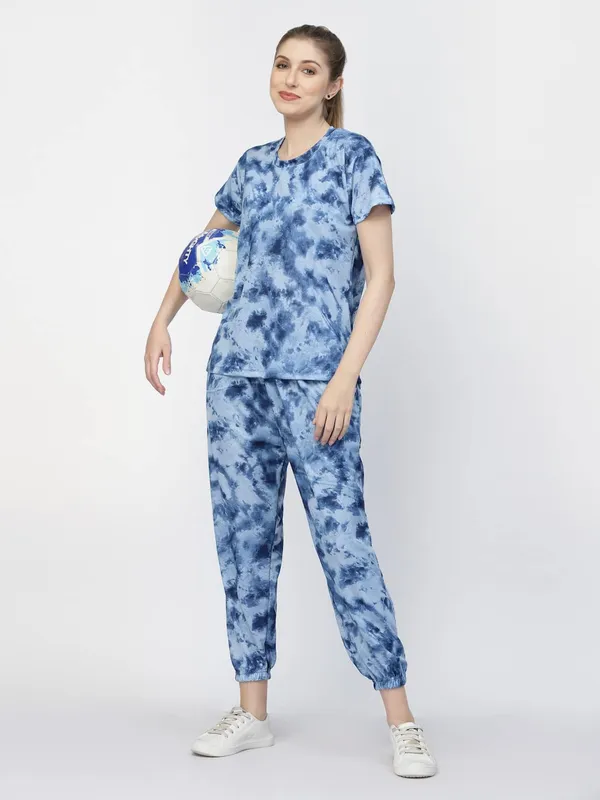 Blue_Animal_Print_Tie-Dye_Night_Suit_Set_For_Women