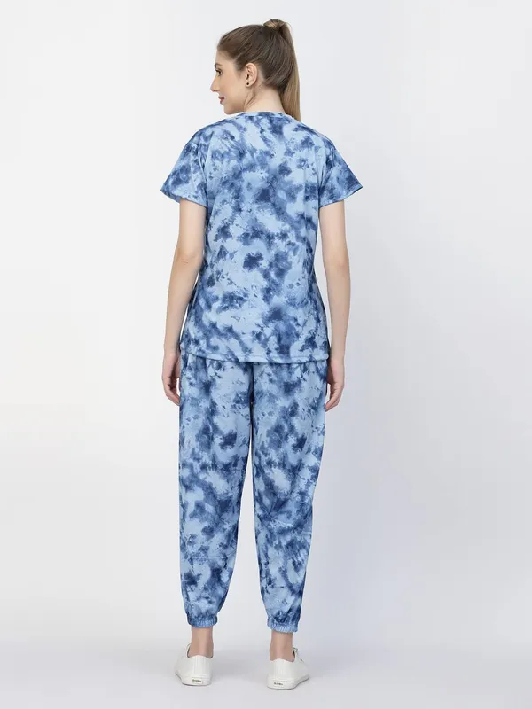 Blue_Animal_Print_Tie-Dye_Night_Suit_Set_For_Women