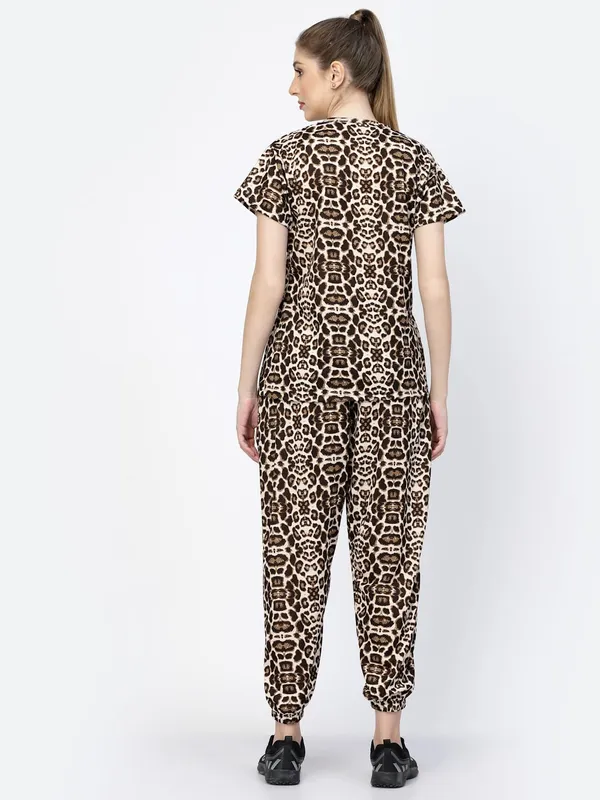 Brown_Animal_Print_Tie-Dye_Night_Suit_Set_For_Women