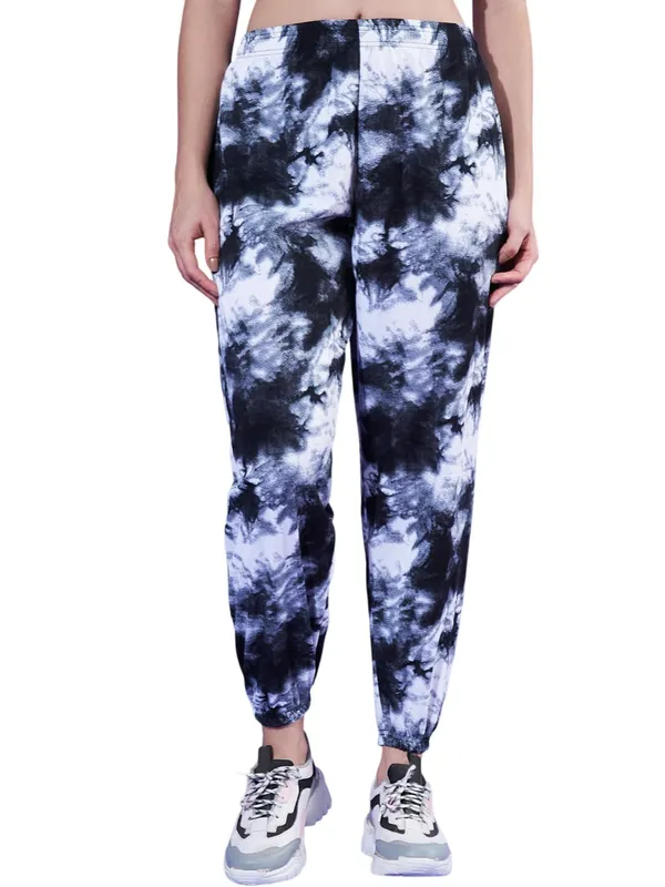 Black_&_White_Relaxed_Fit_Printed_Pyjamas_For_Women_&_Girls