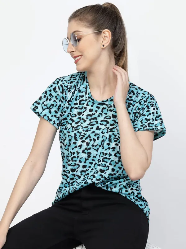 Aqua_Regular_Fit_Printed_Half_Sleeves_Round_Neck_Gym_Sports_T-Shirt_For_Women_&_Girls