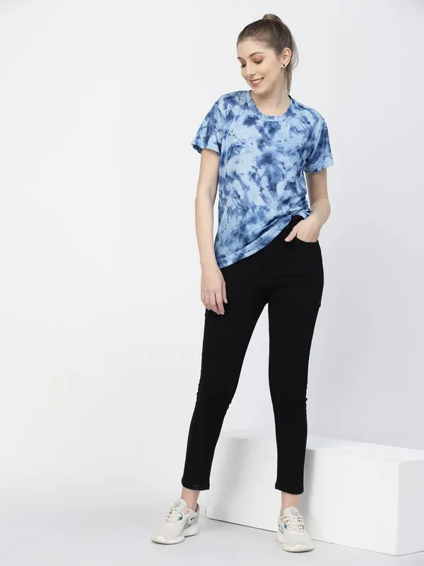 Blue_Regular_Fit_Printed_Half_Sleeves_Round_Neck_Gym_Sports_T-Shirt_For_Women_&_Girls