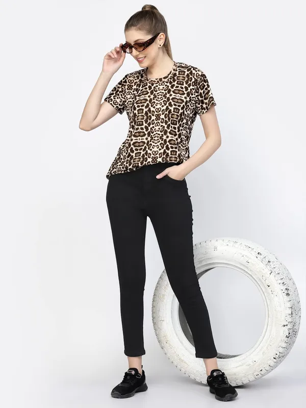Brown_Printed_Half_Sleeves_Round_Neck_Gym_Sports_T-Shirt_For_Women_&_Girls_|_Premium_Regular_Fit_Animal_Print_T-Shirt
