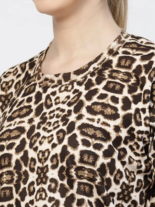 Brown_Printed_Half_Sleeves_Round_Neck_Gym_Sports_T-Shirt_For_Women_&_Girls_|_Premium_Regular_Fit_Animal_Print_T-Shirt