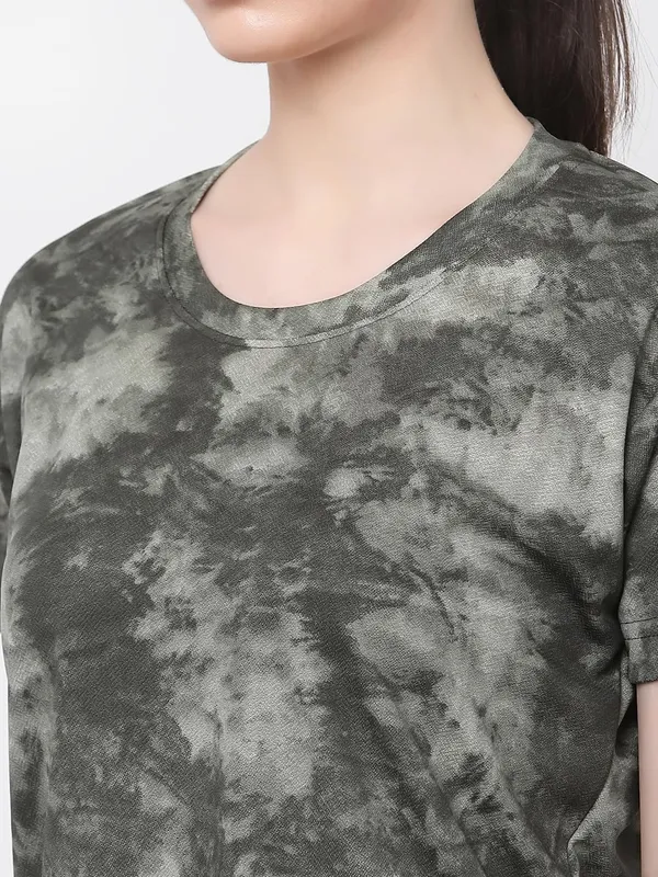 Green_Regular_Fit_Printed_Half_Sleeves_Round_Neck_Gym_Sports_T-Shirt_For_Women_&_Girls