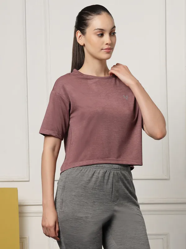 UZARUS_Women's_Regular_Fit_Gym_T-Shirt__Soft,_Breathable_&_Quick-Dry_Activewear__Ideal_for_Workout_,_Yoga,_Running,_Exercise,_Casual_Outings_&_Everyday_Comfort__Lightweight_&_Stretchable_Sportswear_Top_for_women