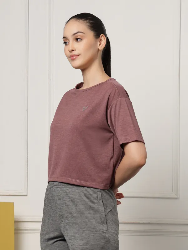 UZARUS_Women's_Regular_Fit_Gym_T-Shirt__Soft,_Breathable_&_Quick-Dry_Activewear__Ideal_for_Workout_,_Yoga,_Running,_Exercise,_Casual_Outings_&_Everyday_Comfort__Lightweight_&_Stretchable_Sportswear_Top_for_women