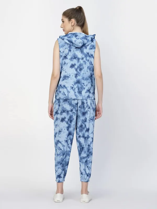 Blue_Relaxed_Fit_&_Stretchable_Hoodie_Neck_Workout_Sleeveless_Tracksuit_Co-Ord_Set_For_Women_&_Girls