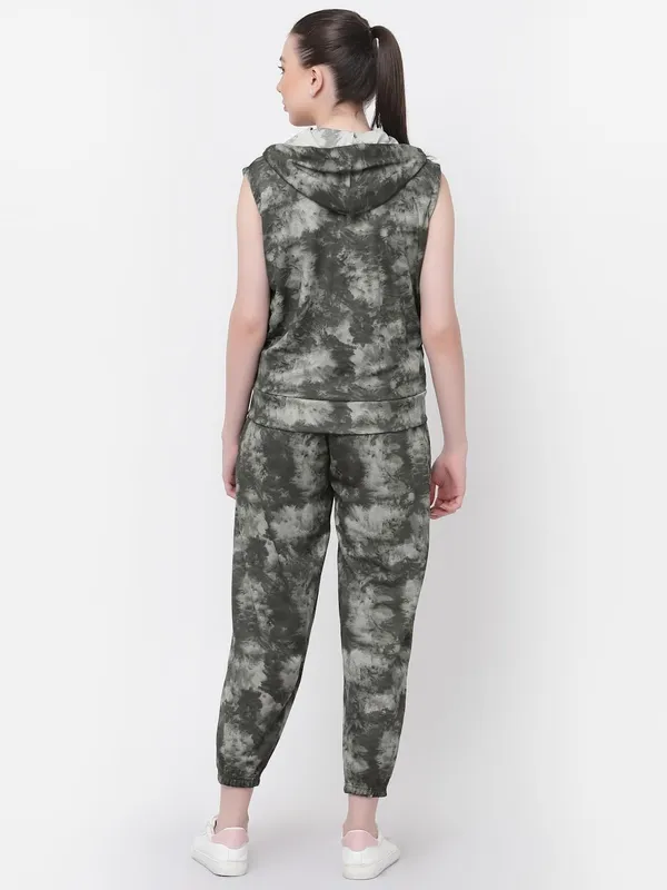 Green_Relaxed_Fit_&_Stretchable_Hoodie_Neck_Workout_Sleeveless_Tracksuit_Co-Ord_Set_For_Women_&_Girls