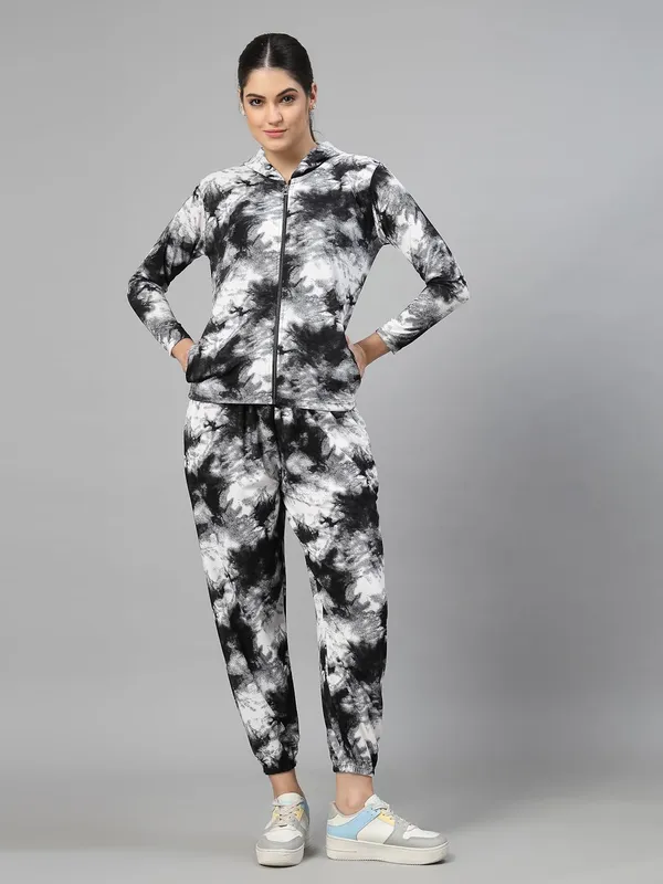 Black_&_White_Printed_Hooded_Zipper_Full_Sleeves_Track_Suit_Co-Ord_Set_For_Women_&_Girls
