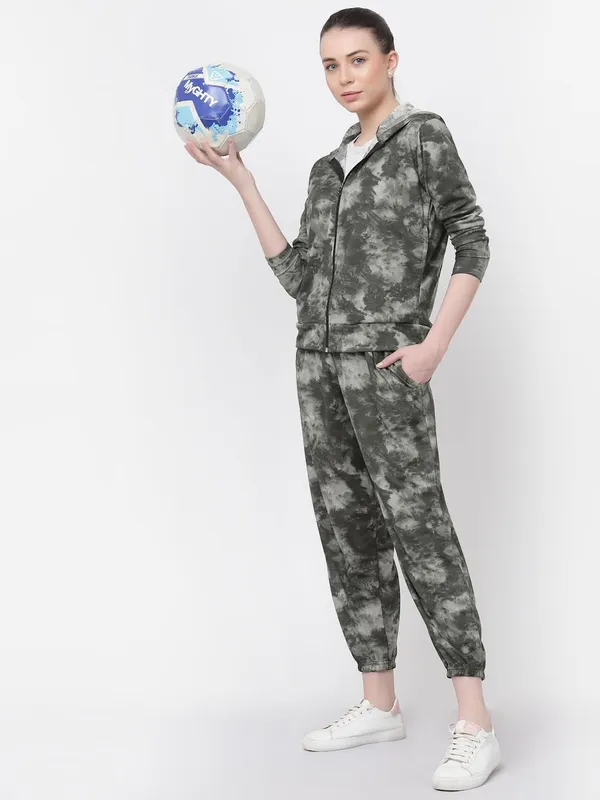 Green_Printed_Hooded_Zipper_Full_Sleeves_Track_Suit_Co-Ord_Set_For_Women_&_Girls