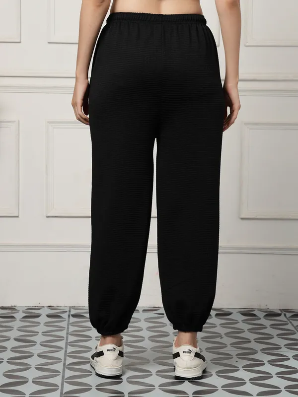 UZARUS_Women's_Loose_Fit_Baggy_Jogger_Pants_with_2_Side_Pockets_&_Hem_Grip__Ideal_for_Morning_Walk,_Yoga,_Travel_&_Casual_Wear