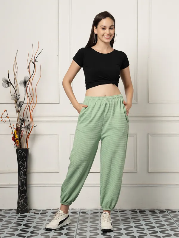 UZARUS_Women's_Loose_Fit_Baggy_Jogger_Pants_with_2_Side_Pockets_&_Hem_Grip__Ideal_for_Morning_Walk,_Yoga,_Travel_&_Casual_Wear