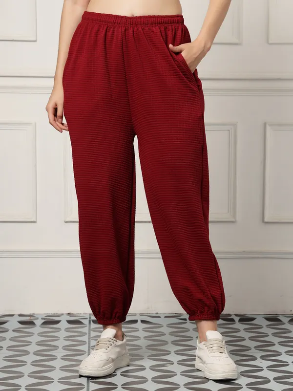 UZARUS_Women's_Loose_Fit_Baggy_Jogger_Pants_with_2_Side_Pockets_&_Hem_Grip__Ideal_for_Morning_Walk,_Yoga,_Travel_&_Casual_Wear