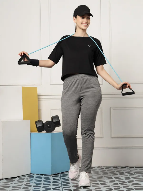 UZARUS_Women's_Regular_Fit_Gym_T-Shirt__Soft,_Breathable_&_Quick-Dry_Activewear__Ideal_for_Workout_,_Yoga,_Running,_Exercise,_Casual_Outings_&_Everyday_Comfort__Lightweight_&_Stretchable_Sportswear_Top_for_women