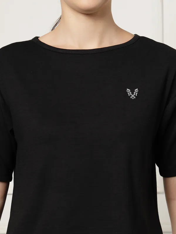 UZARUS_Women's_Regular_Fit_Gym_T-Shirt__Soft,_Breathable_&_Quick-Dry_Activewear__Ideal_for_Workout_,_Yoga,_Running,_Exercise,_Casual_Outings_&_Everyday_Comfort__Lightweight_&_Stretchable_Sportswear_Top_for_women