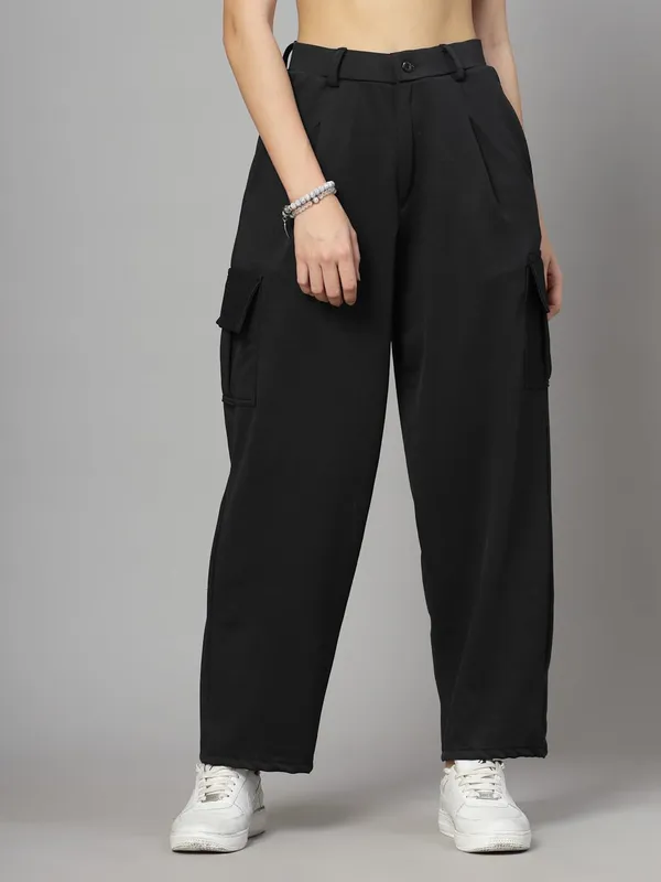 Black_Relaxed_Fit_Cargo_Trouser_4_Pockets_Baggy_Pants_For_Women_&_Girls