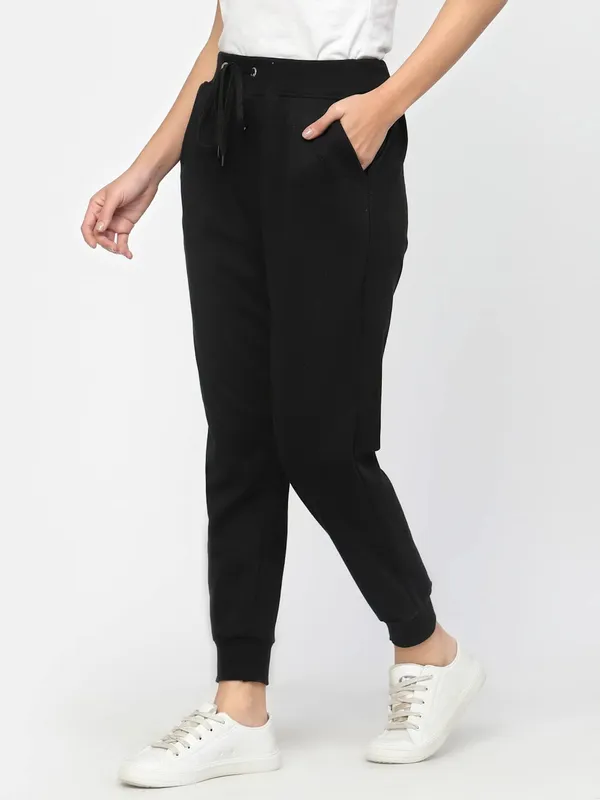 Black_Cotton_Regular_Fit_Joggers_Track_Pants_With_3_Pockets_For_Womens_&_Girls