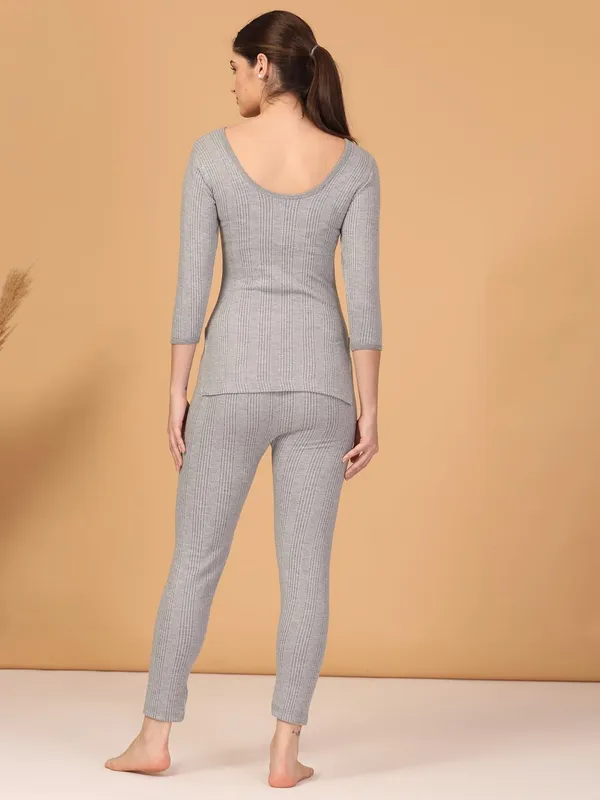 Grey_Snug_Fit_Thermal_Top_And_Lower_Set_For_Women