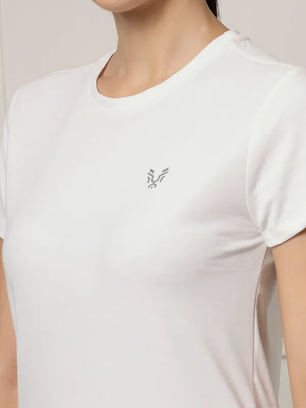 UZARUS_Women's_Regular_Fit_Gym_T-Shirt__Soft,_Breathable_&_Quick-Dry_Activewear__Ideal_for_Workout_,_Yoga,_Running,_Exercise,_Casual_Outings_&_Everyday_Comfort__Lightweight_&_Stretchable_Sportswear_Top_for_women