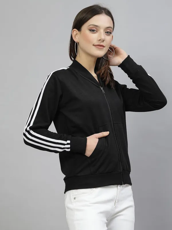 Black_Cotton_Full_Zipper_Fleece_Winter_Jacket_For_Women