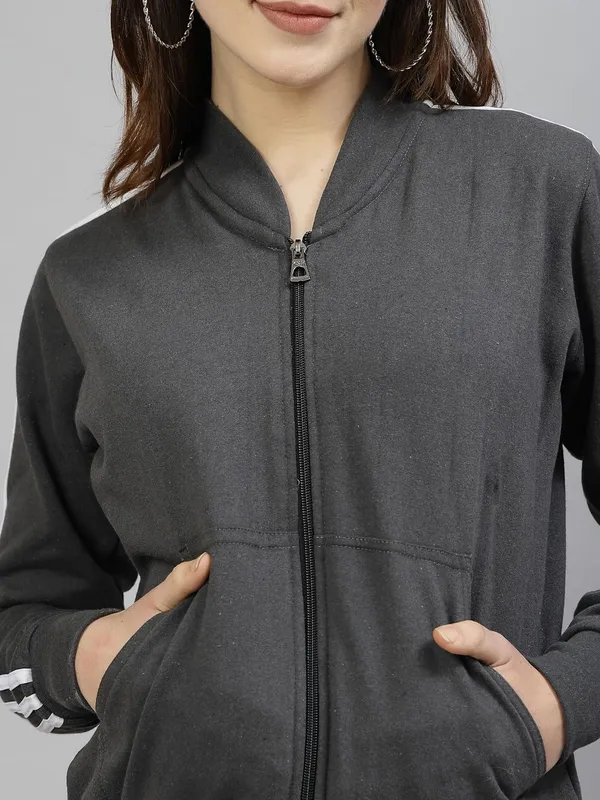 Grey_Cotton_Full_Zipper_Fleece_Winter_Jacket_For_Women