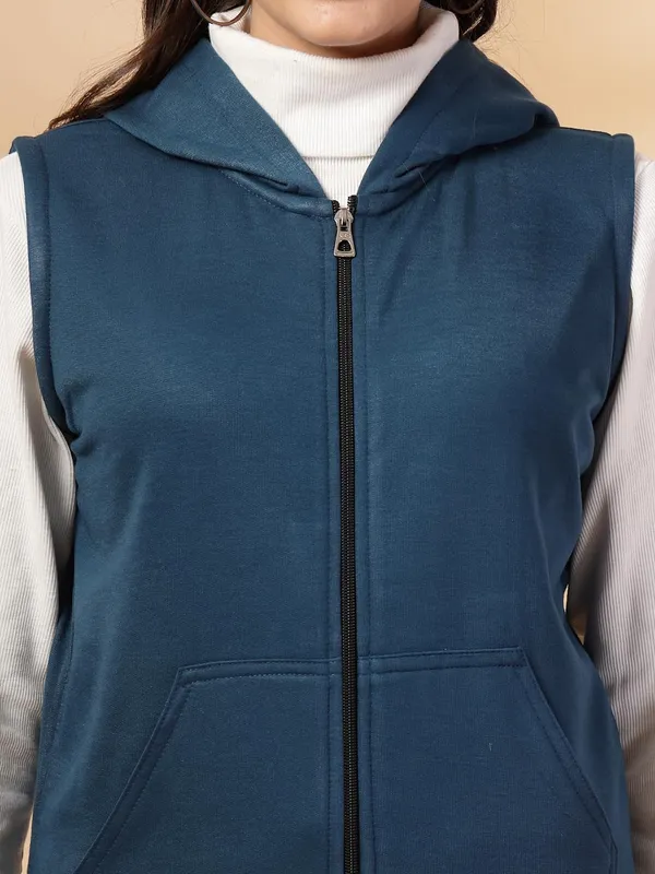Sea_Green_Half_Sleeves_Standard_Length_Cotton_Fleece_Premium_Jacket_With_Hood_For_Women_&_Girls